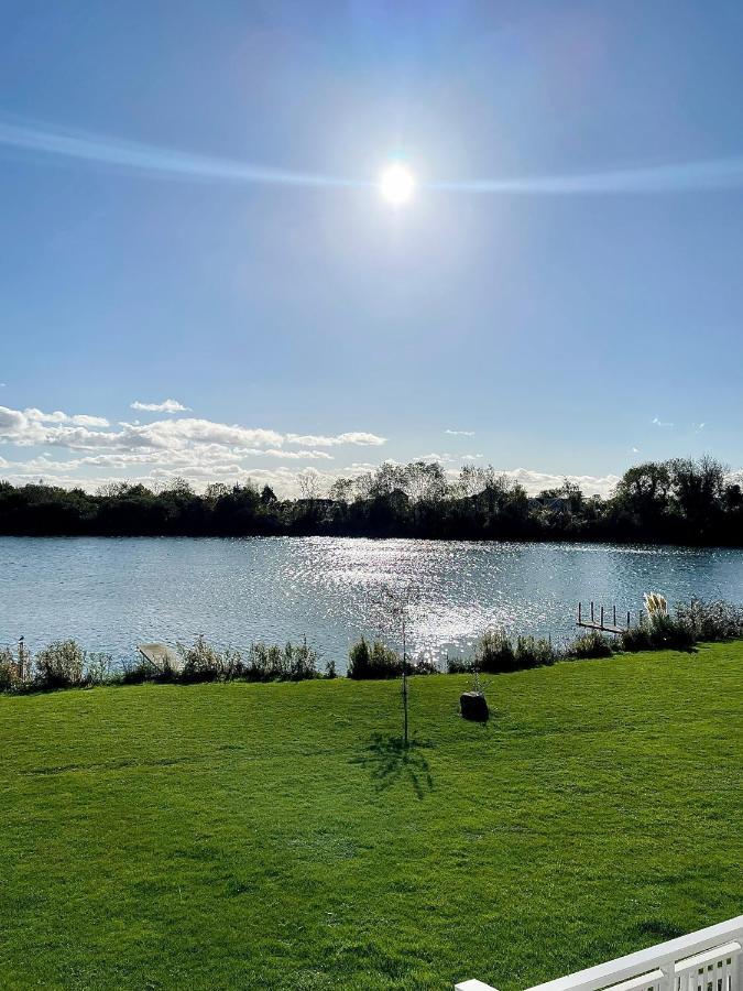 Medway Lodge South Cerney Exterior foto